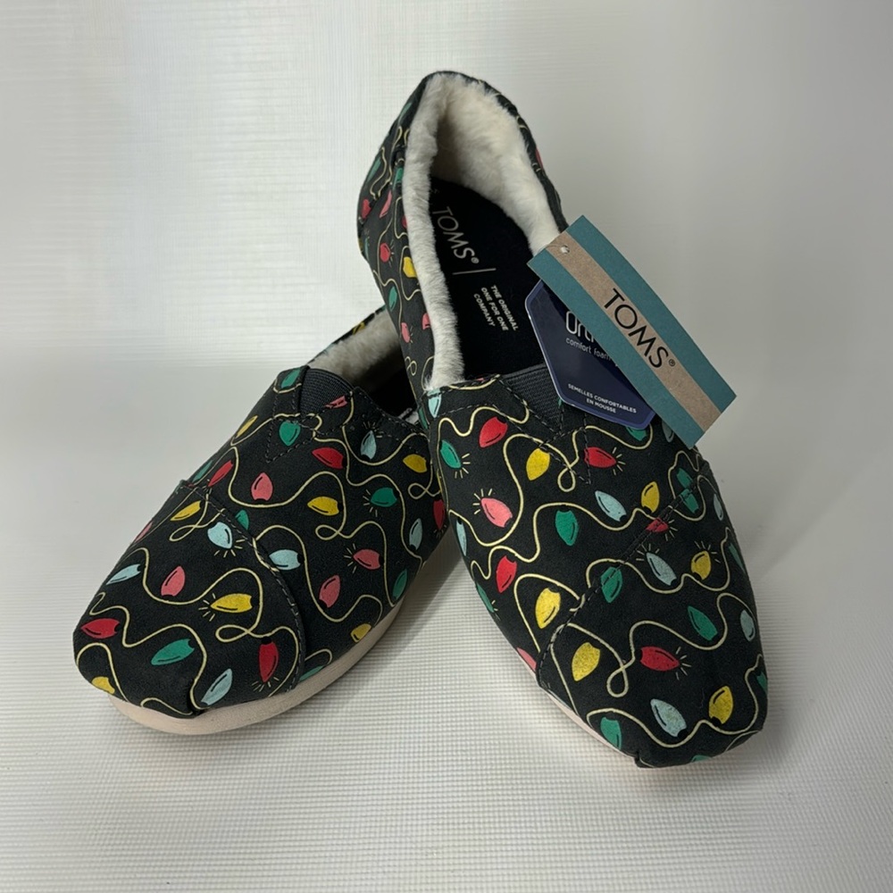 TOM'S Shoes "Forged Iron Tree Lights" Holiday Belmont Style